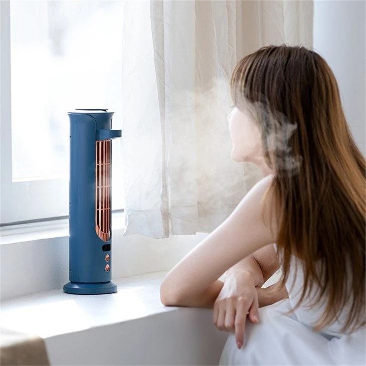 Water mist tower fan